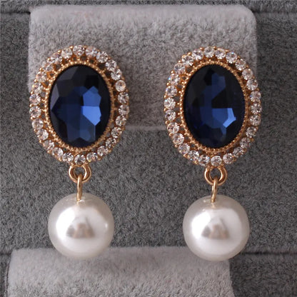 Elegant Pearl Crystal Clip-On Earrings – Sophisticated Style for Crossdressers