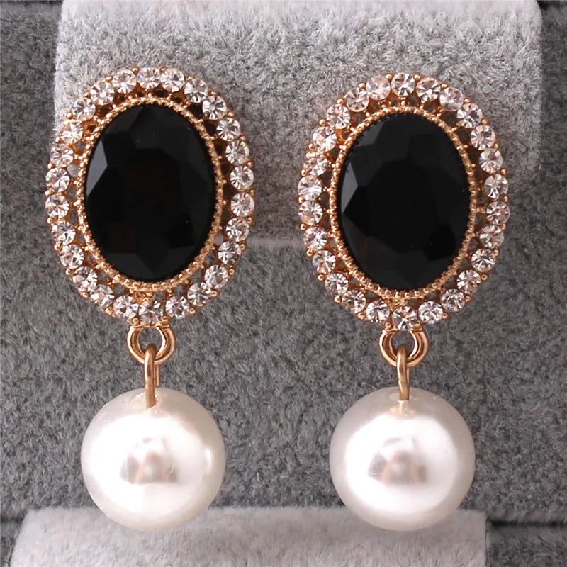 Elegant Pearl Crystal Clip-On Earrings – Sophisticated Style for Crossdressers